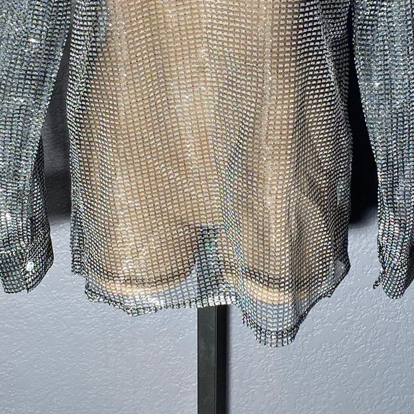 INCERUN - NWT - top: sheer black & silver l/s w collar and button cuffs - L - Picture 10 of 16